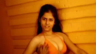 Raj web sex video busty indian porn at Hotindianporn.mobi