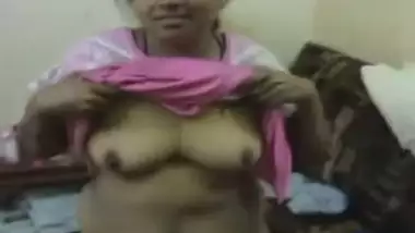 Deshe Xxx Vedio - Deshe xxx video busty indian porn at Hotindianporn.mobi