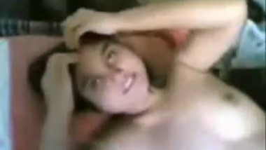 Xvigos busty indian porn at Hotindianporn.mobi
