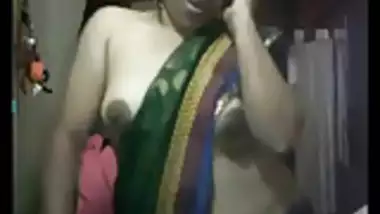 Qut and hot girl hd porn busty indian porn at Hotindianporn.mobi