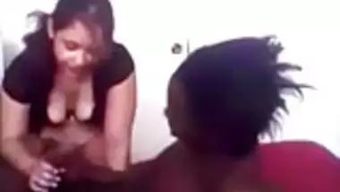Saeix busty indian porn at Hotindianporn.mobi
