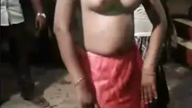 380px x 214px - Hindi hdxxxx busty indian porn at Hotindianporn.mobi