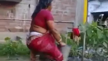 Sexeiy Video - Sexeiy video busty indian porn at Hotindianporn.mobi