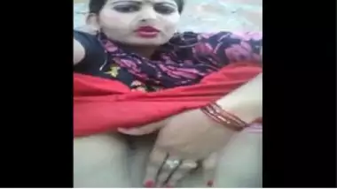Schoolgirlsexivideo busty indian porn at Hotindianporn.mobi