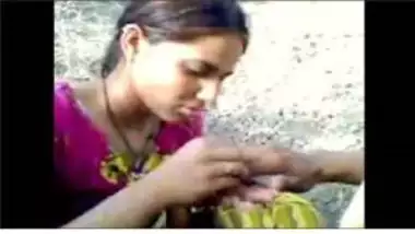 Suniyan Sex Videos - Sexy gujarati girl 8217 s love in open indian sex video