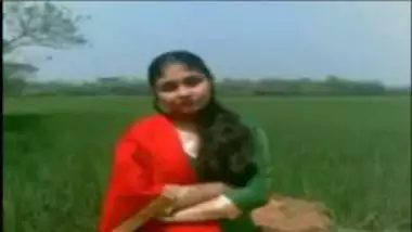 Sexy Bangladeshi Aunty In Erotic Action With Secret Lover