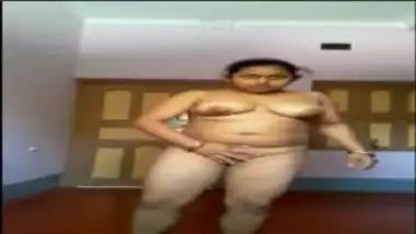 Sexy Mumbai Teen Making Her Naked Selfie MMS