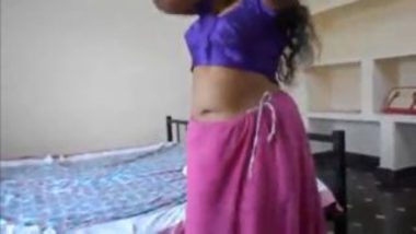 Indian Sexy Aunty Flaunting Nude Body And Banged In Hotel