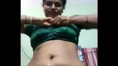 Fullopensix - Sexy tamil aunty removing saree showing pussy indian sex video