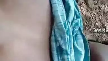 Choti Bachi Ko Kutte Ke Sath Sex Karte Huye Blue Film - Choti bachi ko kutte ke sath sex karte huye blue film busty indian porn at  Hotindianporn.mobi