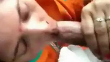 Geegxxx busty indian porn at Hotindianporn.mobi