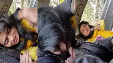 Cute Girle Sex Two Boyfriend In Car - Paki college girl blowjob to her boyfriend in car indian sex video