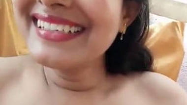 Indian village cute bhabi show her bis boobs