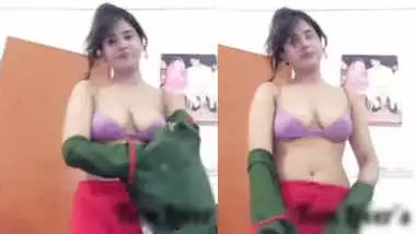 Xxxkavideo - Xxxkavideo busty indian porn at Hotindianporn.mobi