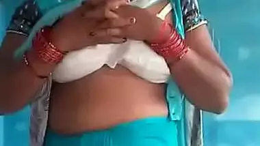 Syxvidio - Xxx syx vidio busty indian porn at Hotindianporn.mobi