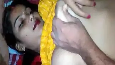 Xxxddm busty indian porn at Hotindianporn.mobi