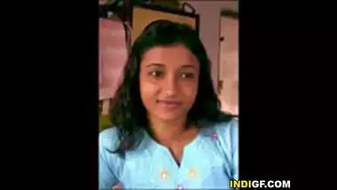 Xxxnvido busty indian porn at Hotindianporn.mobi
