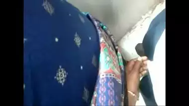 Tamil Aunty Doing Handjob In Public