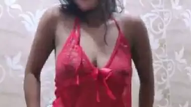 Xxdibeo busty indian porn at Hotindianporn.mobi