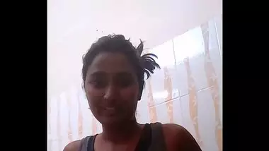 Xxxmyvideos busty indian porn at Hotindianporn.mobi