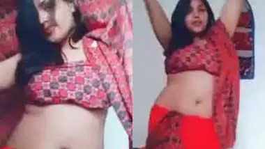 380px x 214px - Female performs an indian sex belly dance in a xxx manner on camera indian  sex video