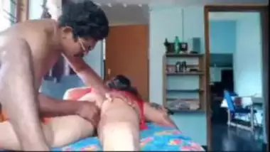 Sinhalasexx busty indian porn at Hotindianporn.mobi