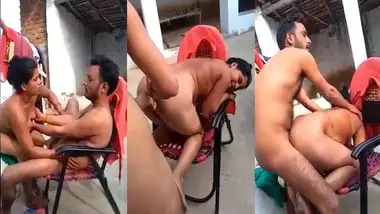 Xxxcmc Video Hindi - Village randi fucked hard in open courtyard indian sex video