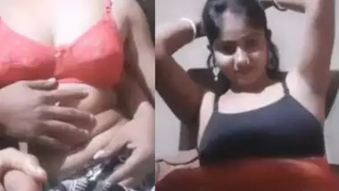Sanniliyonsex busty indian porn at Hotindianporn.mobi