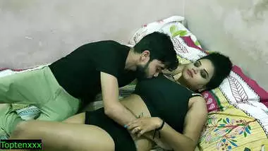 Indxxxx busty indian porn at Hotindianporn.mobi