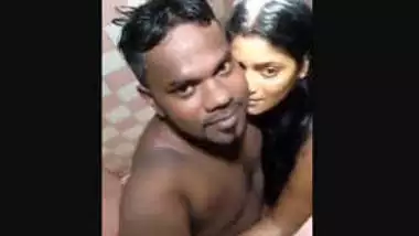 Saxxyfilm busty indian porn at Hotindianporn.mobi