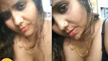 Xcxxvvv busty indian porn at Hotindianporn.mobi