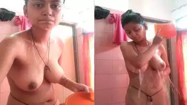Xaxy video com busty indian porn at Hotindianporn.mobi
