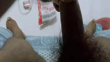 Desi Bangla housewife sucking dick