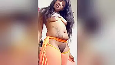 Yujjzz busty indian porn at Hotindianporn.mobi