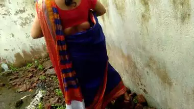 Zsex xxx busty indian porn at Hotindianporn.mobi
