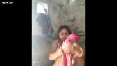 Vids guru chela free full video pakistani xnxx busty indian porn at  Hotindianporn.mobi