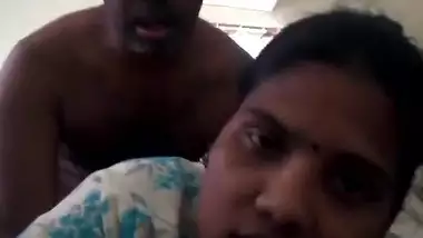 Xnxxxvdo busty indian porn at Hotindianporn.mobi