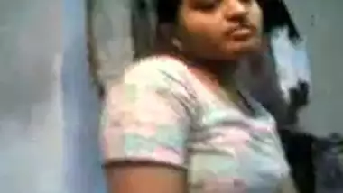 Cudacde busty indian porn at Hotindianporn.mobi
