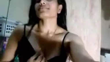 Xxx big big brooz video busty indian porn at Hotindianporn.mobi