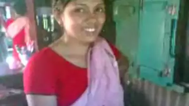 Karismasexvideo - Karismasexvideo busty indian porn at Hotindianporn.mobi