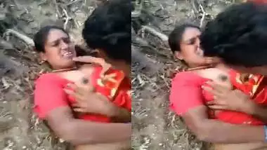 Tamil cax video busty indian porn at Hotindianporn.mobi