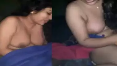 Saxxxi video busty indian porn at Hotindianporn.mobi