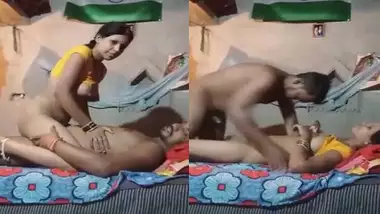 Sasur bahu six video bhojpuri hot hot busty indian porn at  Hotindianporn.mobi