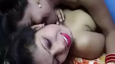 Pinplix sex video busty indian porn at Hotindianporn.mobi
