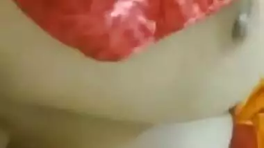 Hubby recording wife’s Dancing boobs