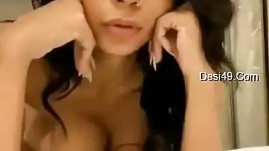 Today Exclusive- Horny Desi Girl Showing Boobs Part 2