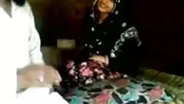 pakistani wife gets fucked hard by neighbor uncle