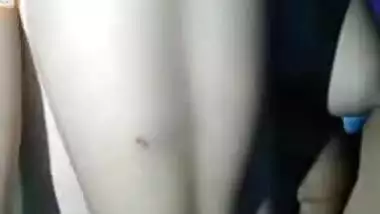 Desi Girl’s Pussy Masturbating Tango Show Video