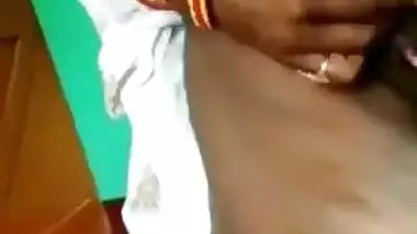 Village Aunty Shows boobs and Pussy