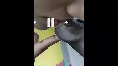Beautiful Girl Friend Sucking & Licking his cock and Doggy style